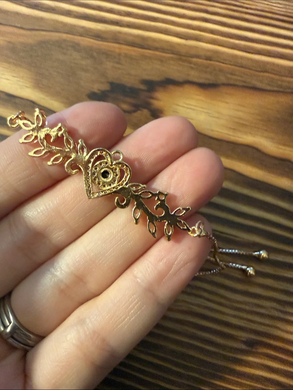 Gold Heart & Leaf Crystal Bracelet - Elegant Women's Jewelry